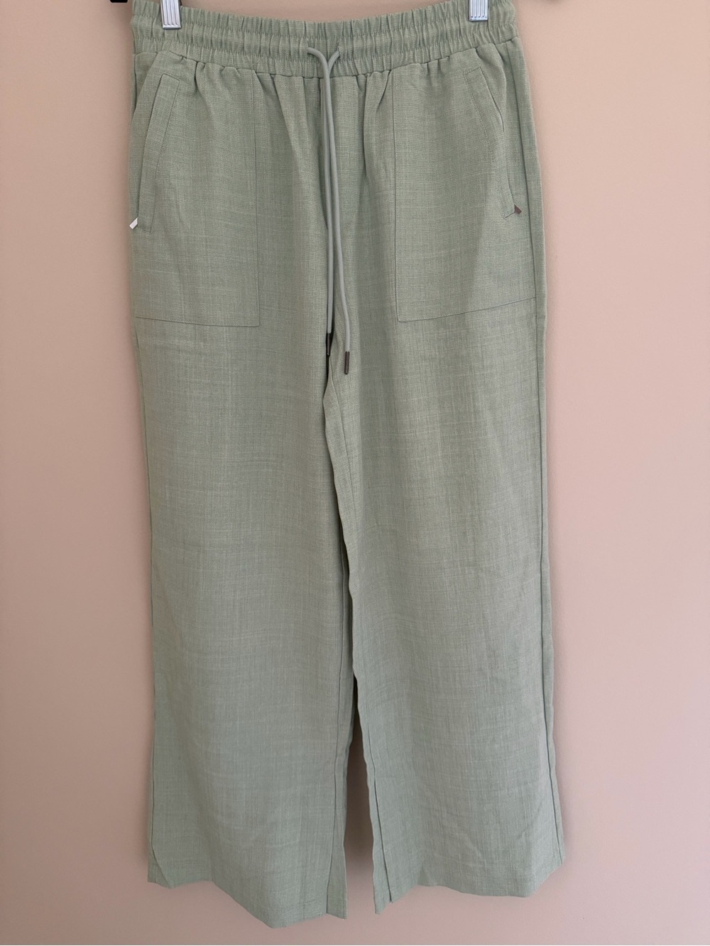 NWOT HALARA Wide-Leg Drawstring Zip Pockets High Waist in Sage